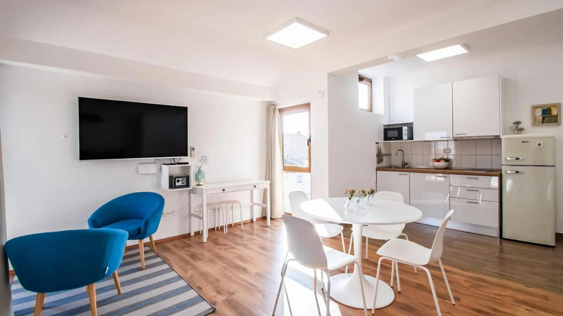 Apartment Seafront Umag Center Old Town Seaview 4