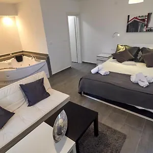 3* krevet i doručak Vela
